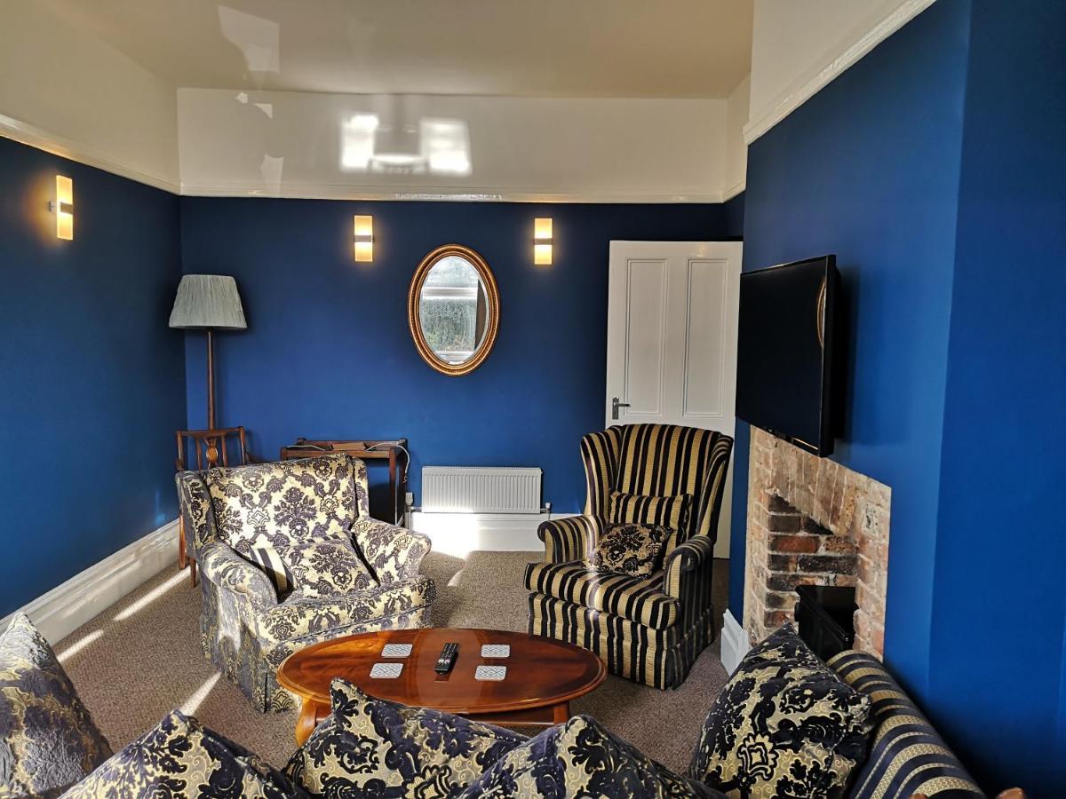 2 Bedroom Apartment At Kent Escapes Short Lets & Serviced Accommodation Kent, Bouverie Escape Folkestone With Wifi 外观 照片