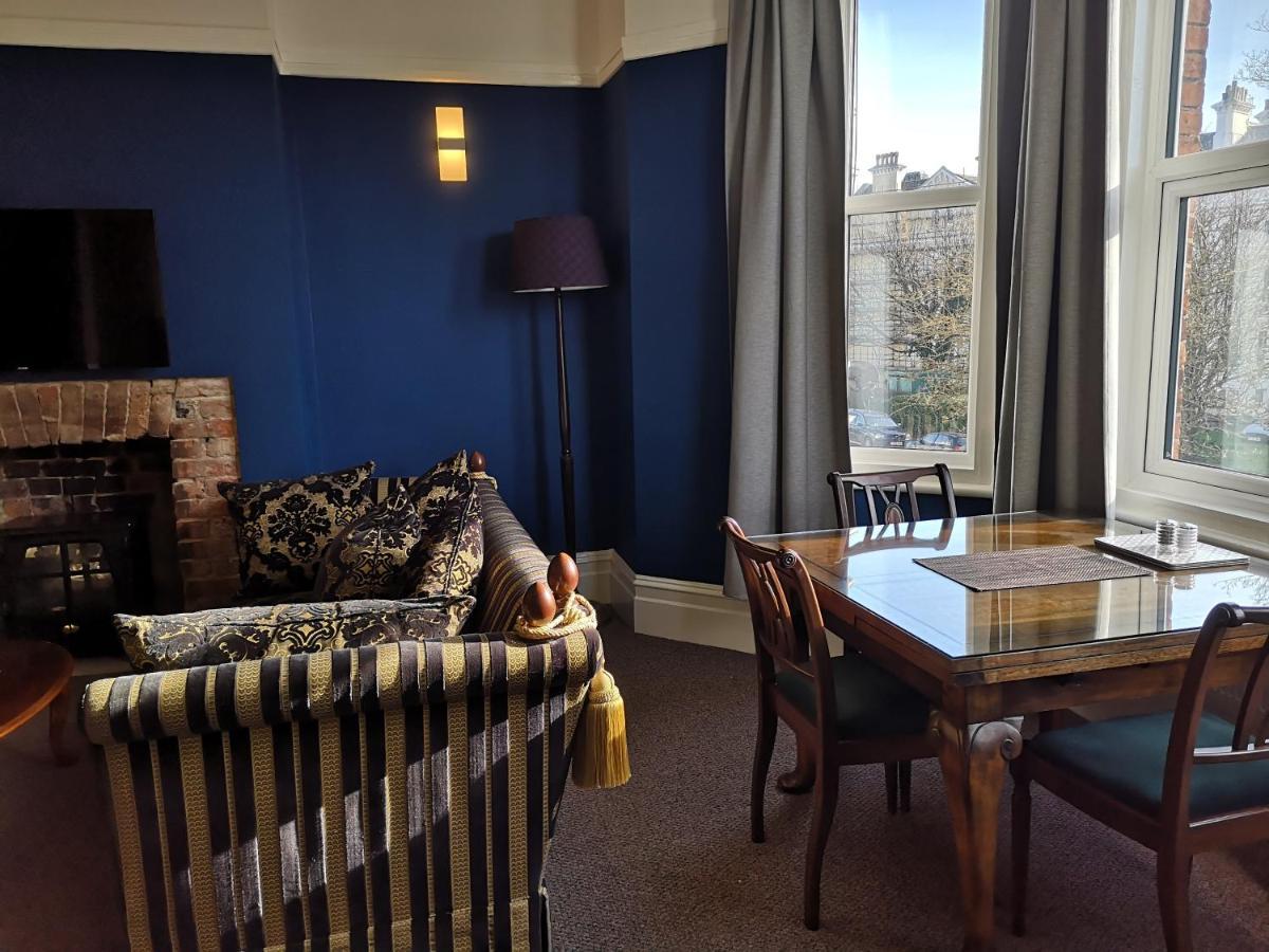 2 Bedroom Apartment At Kent Escapes Short Lets & Serviced Accommodation Kent, Bouverie Escape Folkestone With Wifi 外观 照片