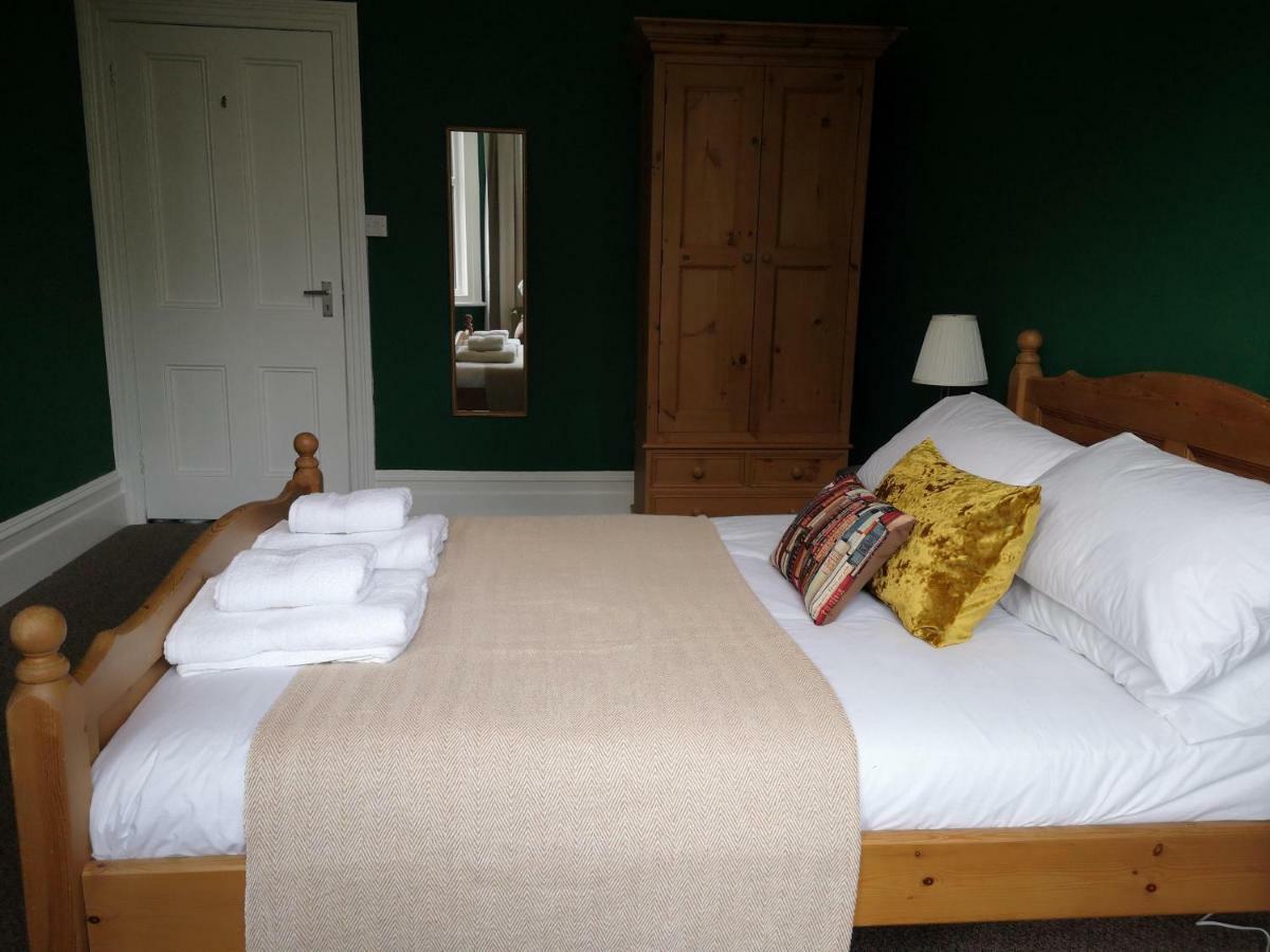 2 Bedroom Apartment At Kent Escapes Short Lets & Serviced Accommodation Kent, Bouverie Escape Folkestone With Wifi 外观 照片